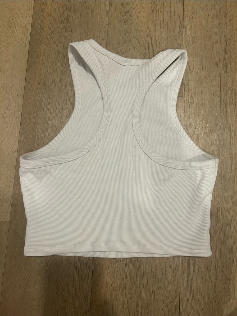Alo Women’s White Ribbed Racerback Crop Tank - Picture 2 of 2